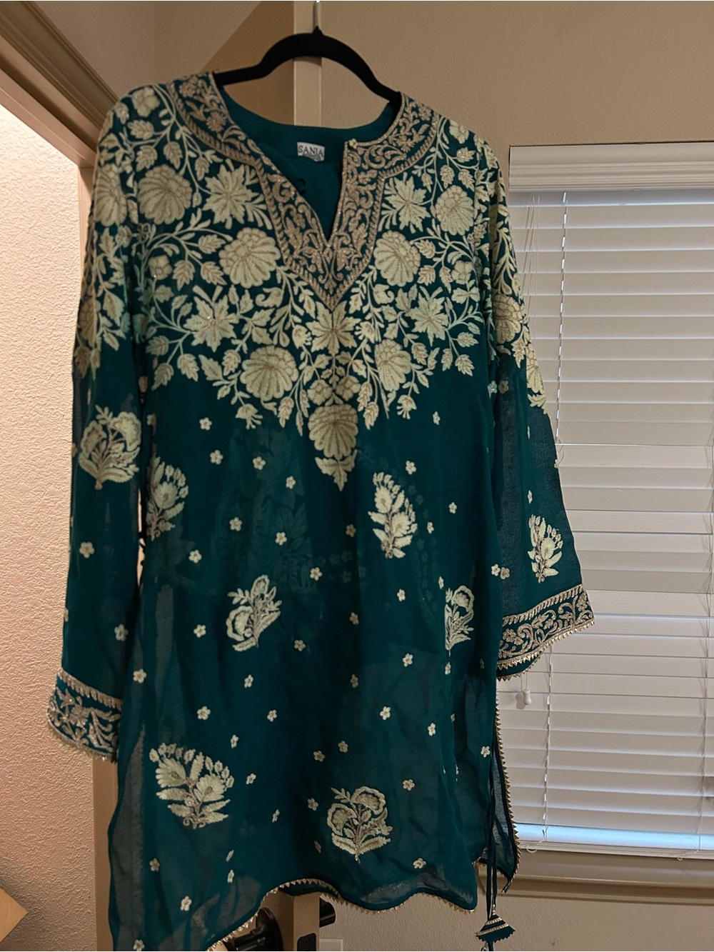 Teal Embroidered Women's Kurta